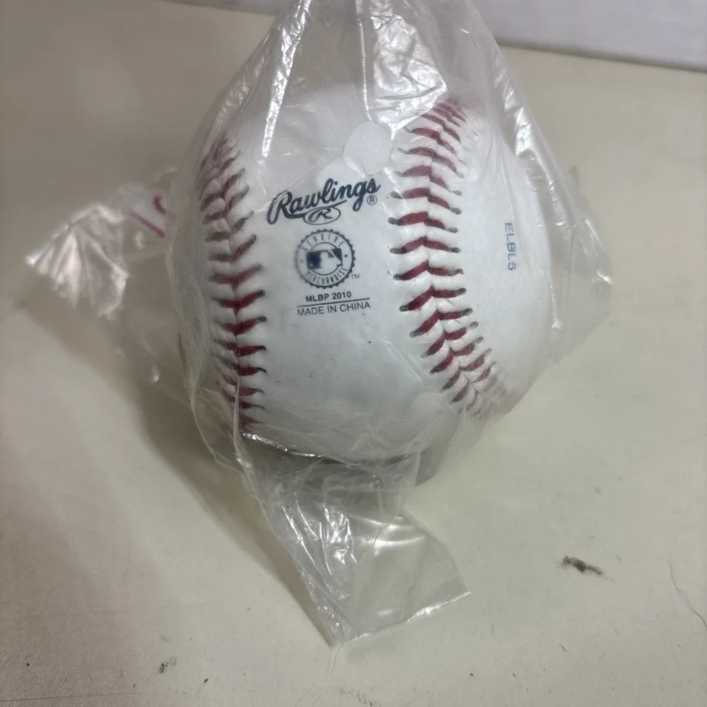 RAWLINGS MLB St. Louis Cardinals Logo Baseball Official RD Stadium Souvenir 2010